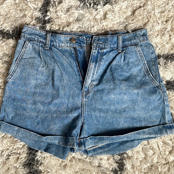 American Eagle Mom Short - Picture 1 of 5